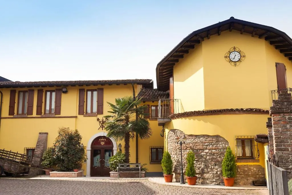 Hotel Antica Fonte Brescia 3*,